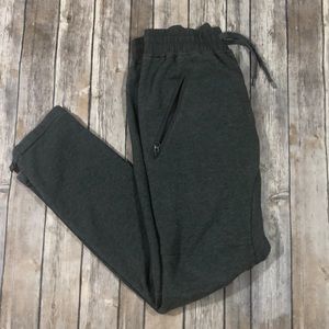 SOLD ✅ Kith Sweatpants in Charcoal Gray